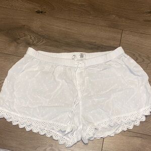 Artisan Ny White Lace Trim Pajama Shorts